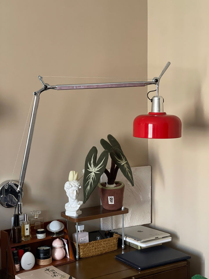Pivot Swing-Arm Wall Lamp - Vakkerlight