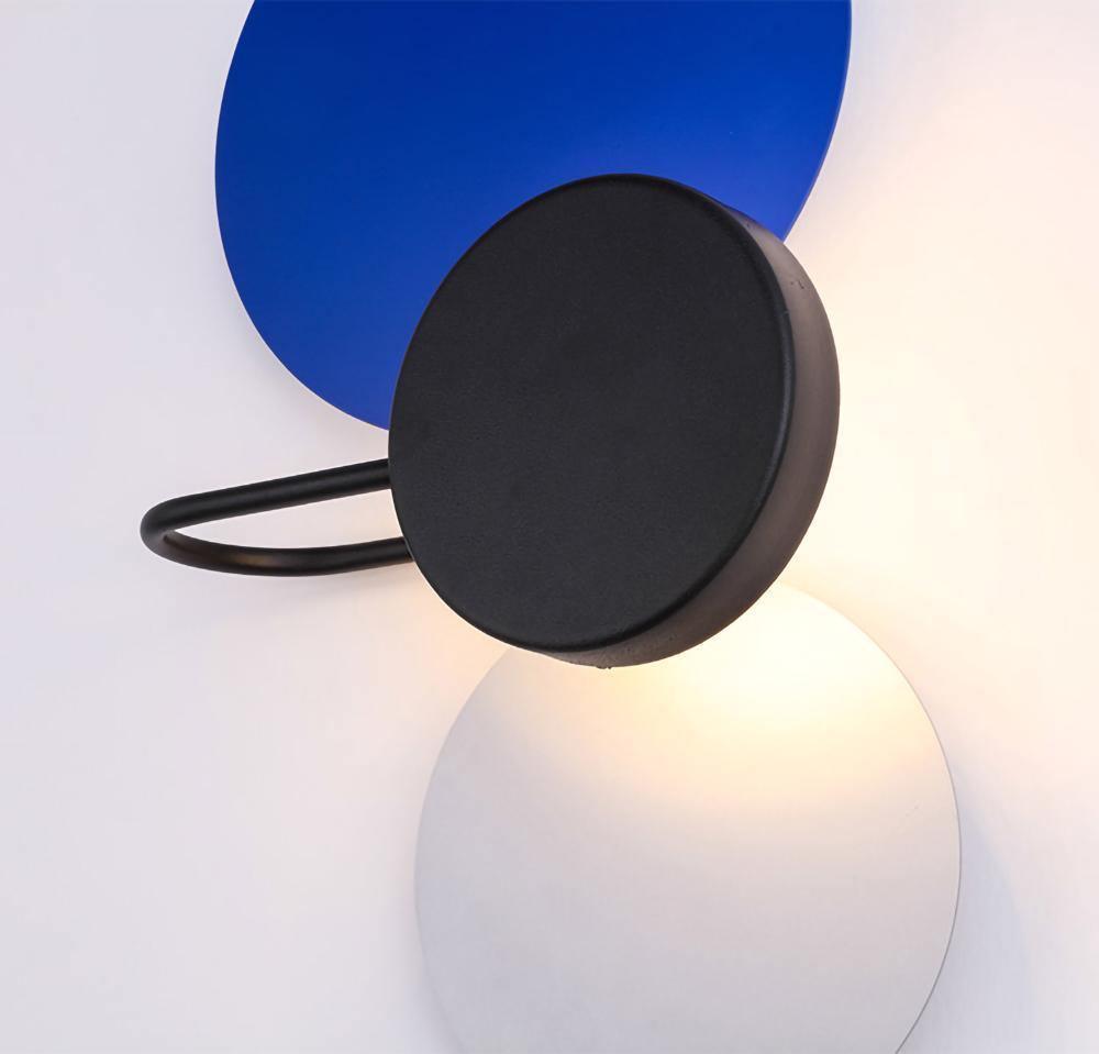 Planet Plug-in Wall Lamp - Vakkerlight