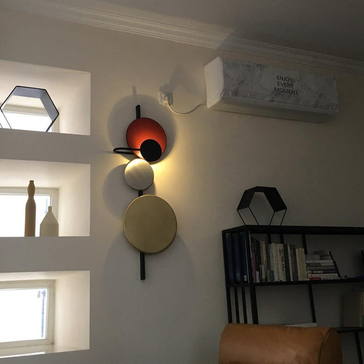 Planet Plug-in Wall Lamp - Vakkerlight