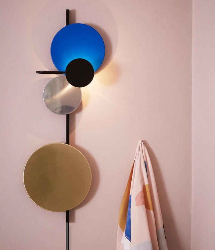 Planet Plug-in Wall Lamp - Vakkerlight