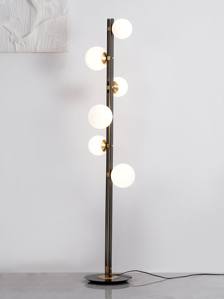 Planeta Floor Lamp - Vakkerlight