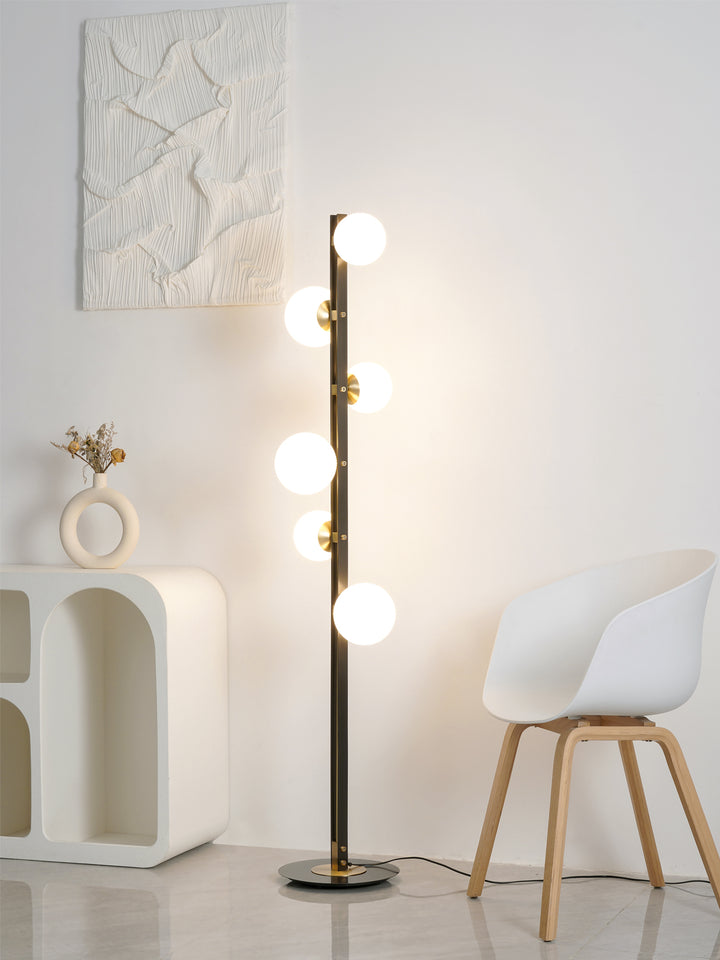 Planeta Floor Lamp - Vakkerlight