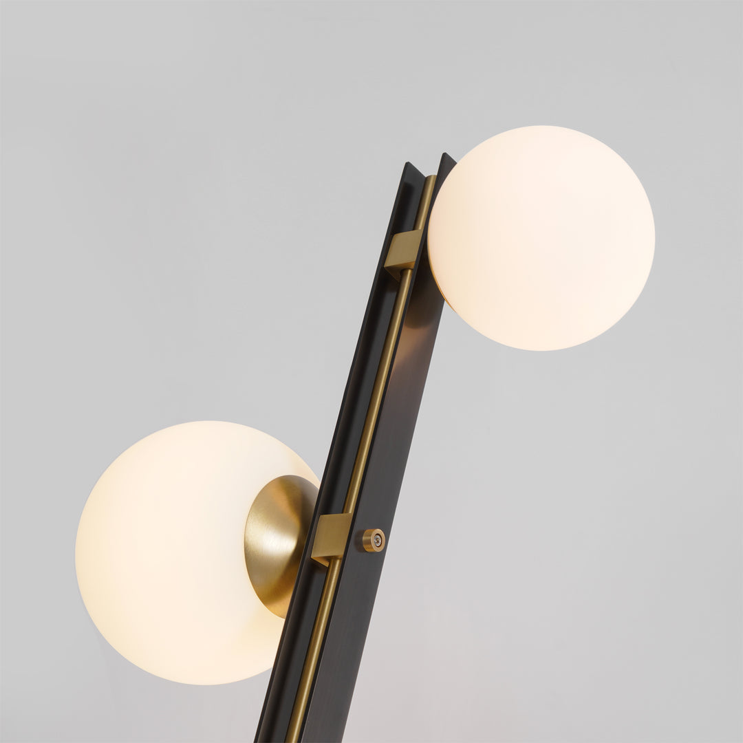 Planeta Floor Lamp - Vakkerlight