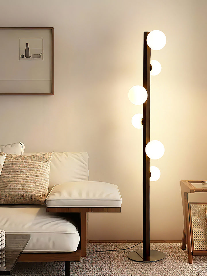 Planeta Wood Floor Lamp - Vakkerlight