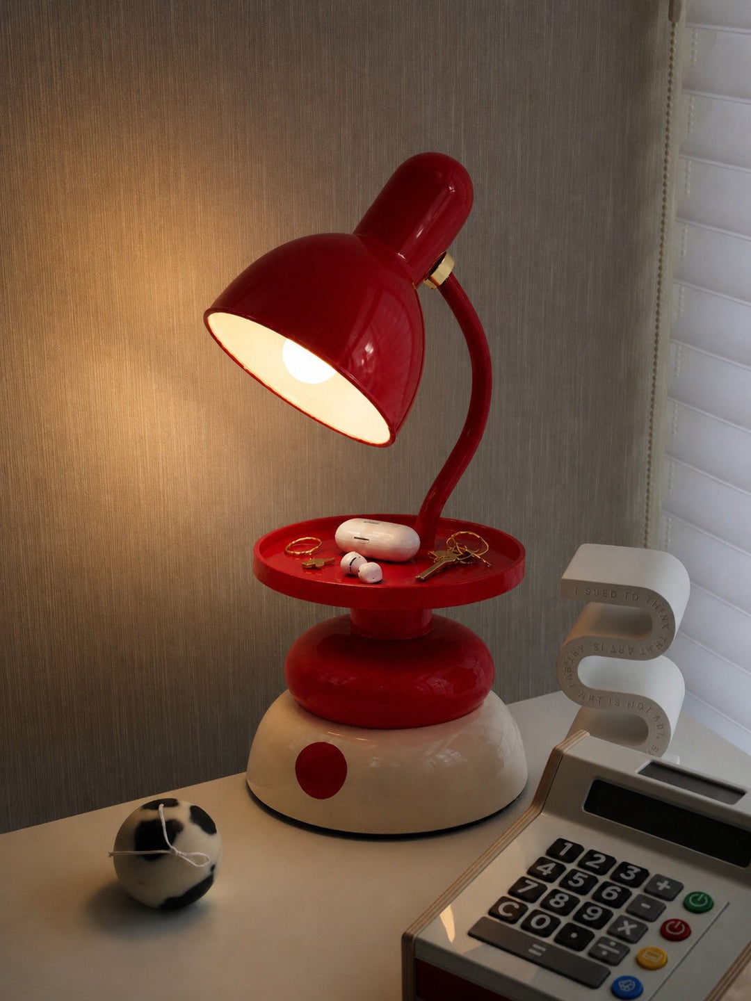 Playful Dot Table Lamp - Vakkerlight