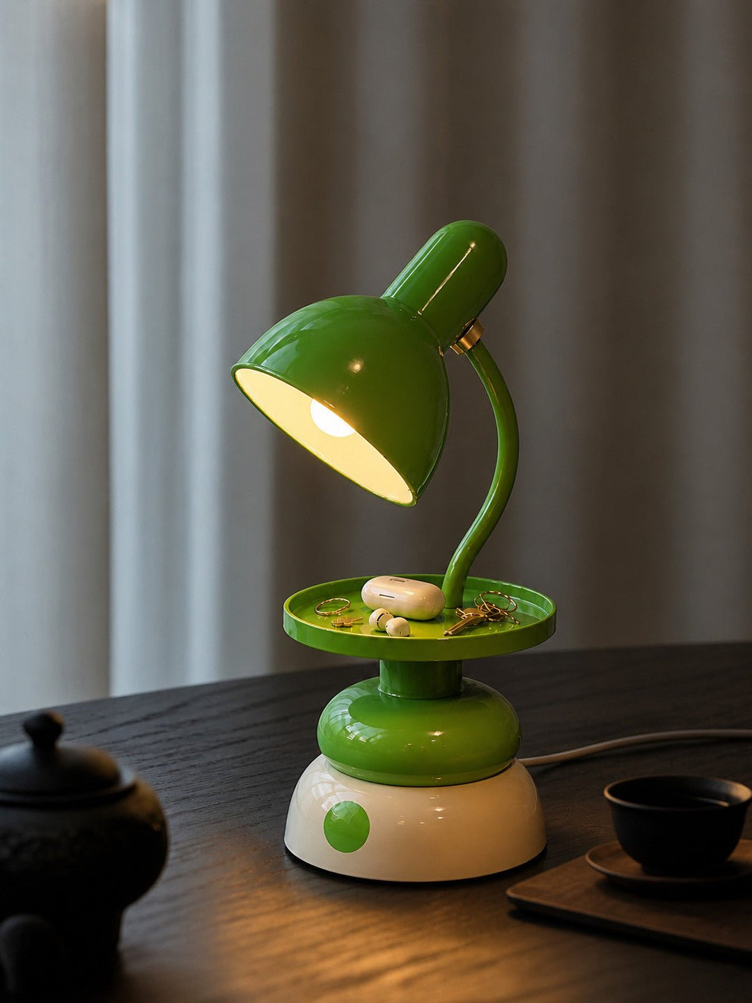Playful Dot Table Lamp - Vakkerlight