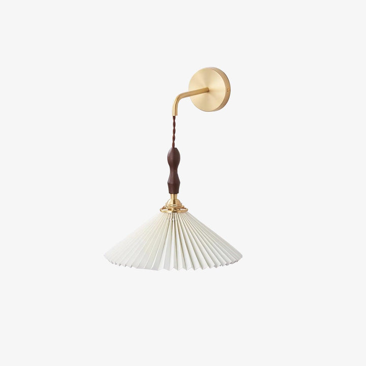 Pleated Wooden Wall Lamp - Vakkerlight