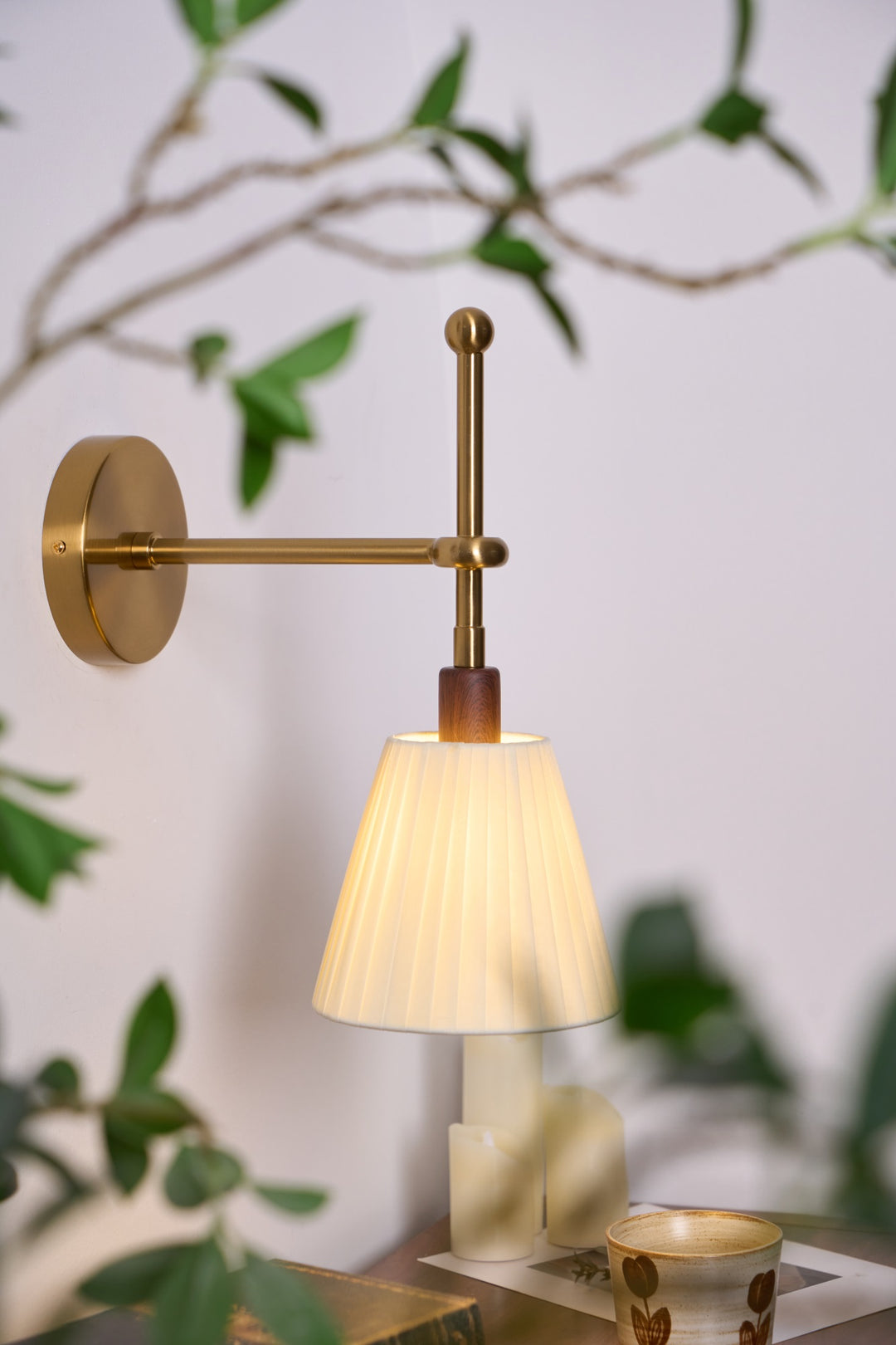 Pleated Fabric Wall Lamp - Vakkerlight