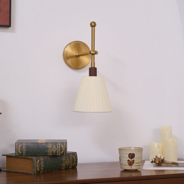 Pleated Fabric Wall Lamp - Vakkerlight