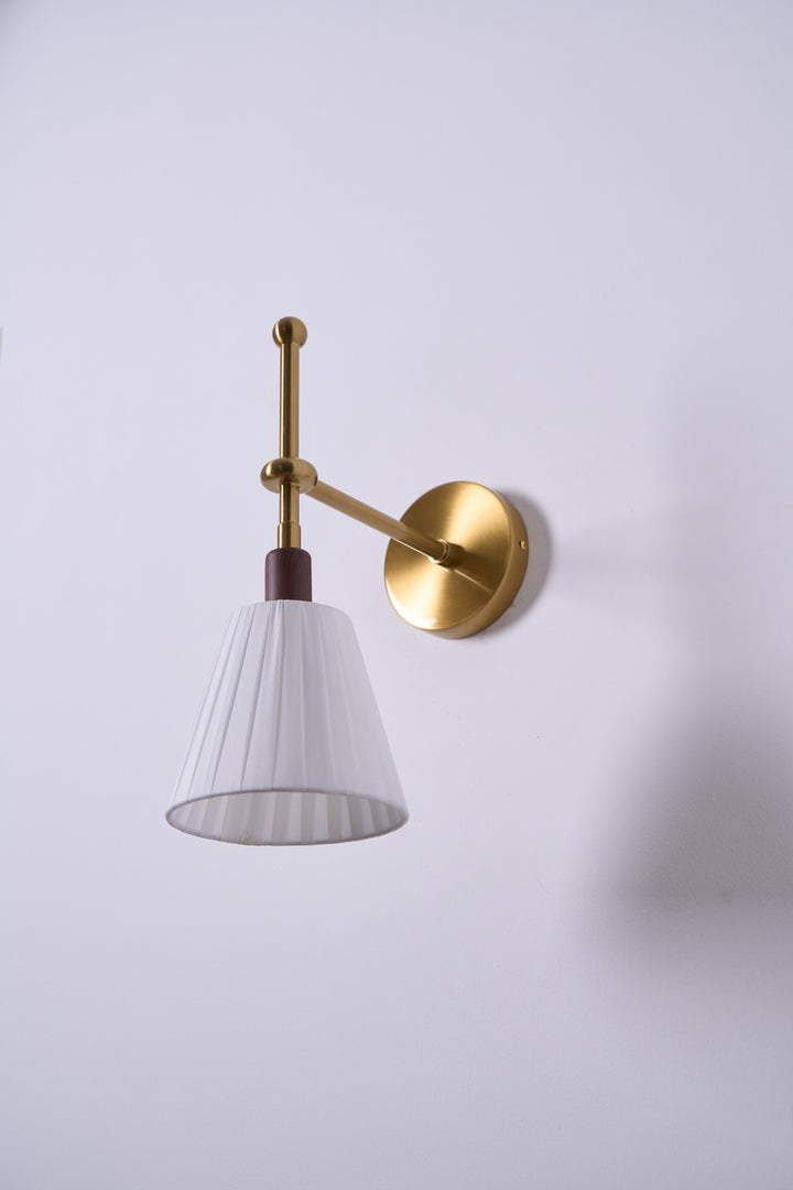 Pleated Fabric Wall Lamp - Vakkerlight
