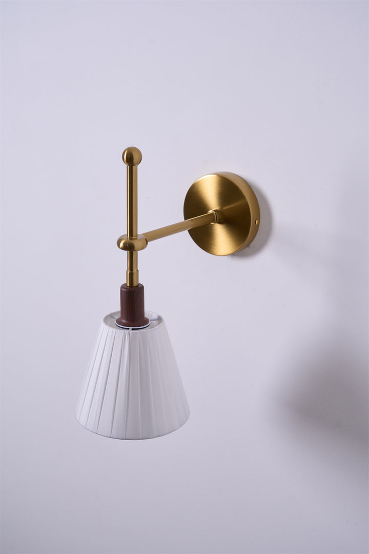Pleated Fabric Wall Lamp - Vakkerlight