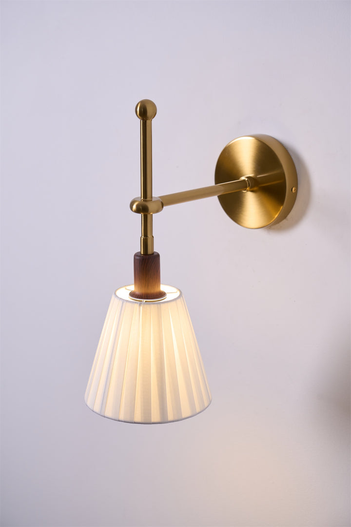 Pleated Fabric Wall Lamp - Vakkerlight