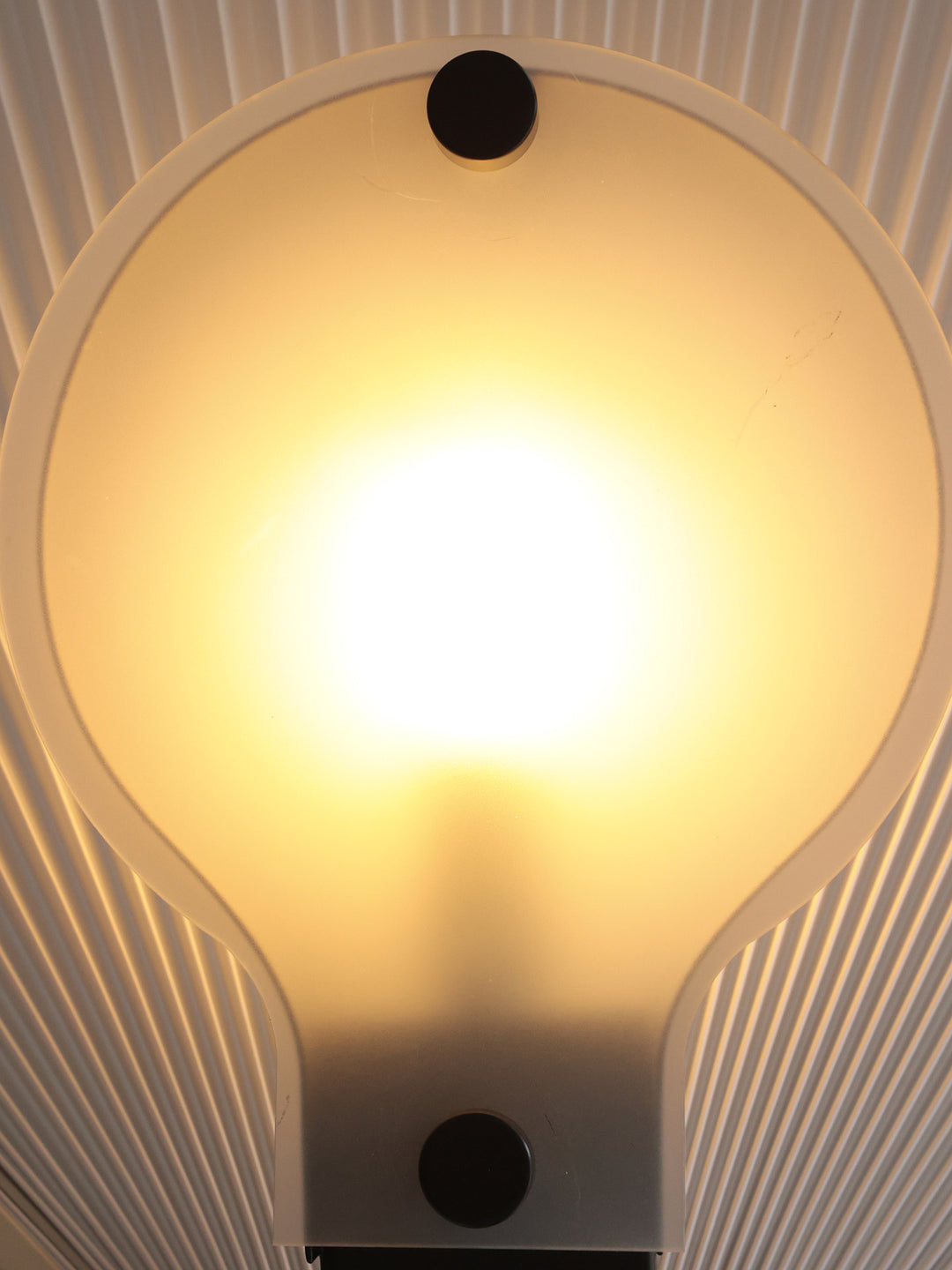 Pleated Fan Floor Lamp - Vakkerlight
