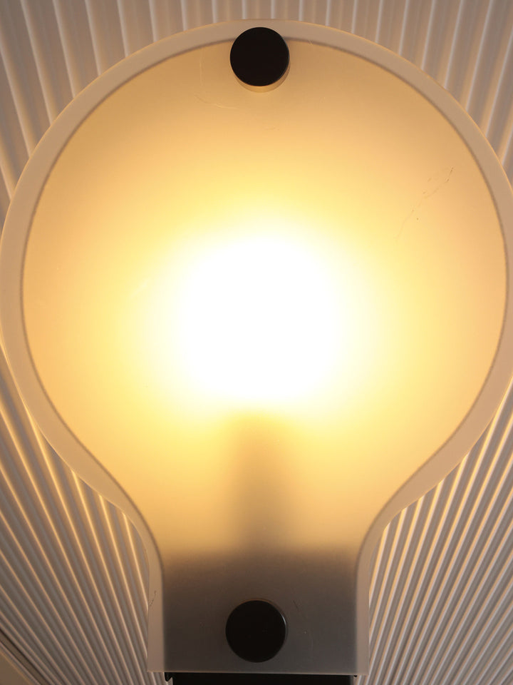 Pleated Fan Floor Lamp - Vakkerlight