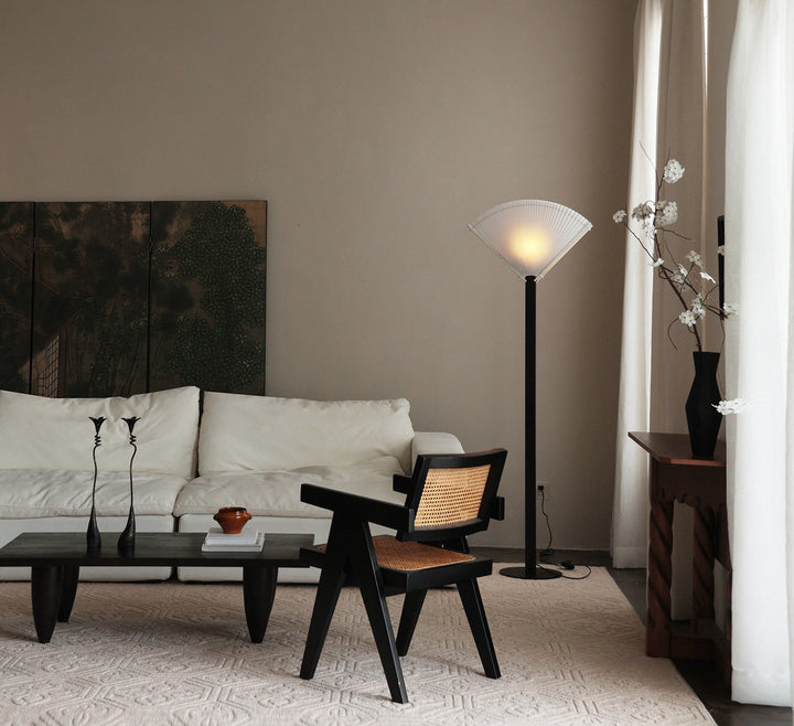 Pleated Fan Floor Lamp - Vakkerlight