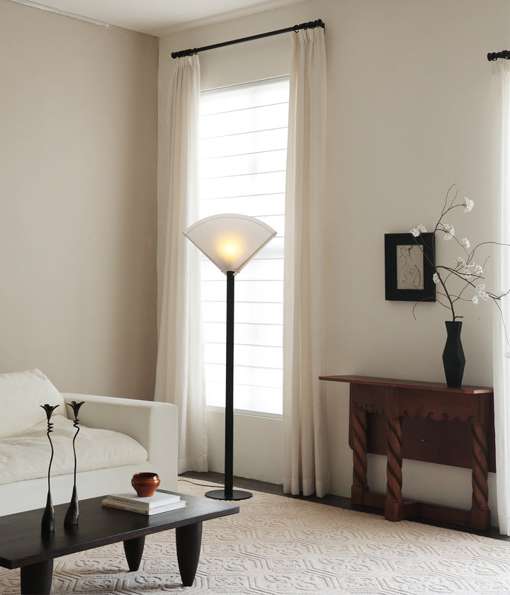 Pleated Fan Floor Lamp - Vakkerlight
