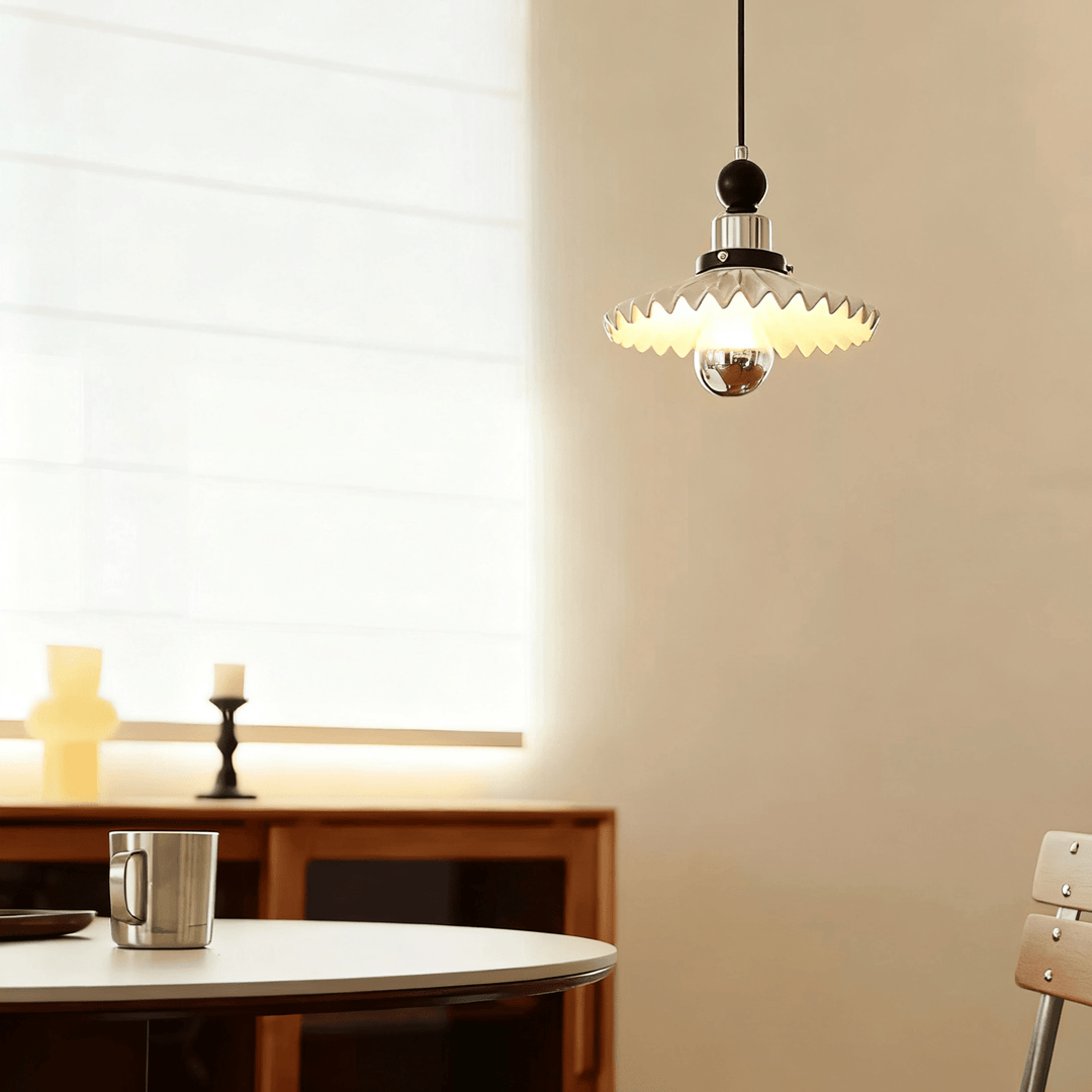 Pleated Petal Pendant Lamp - Vakkerlight