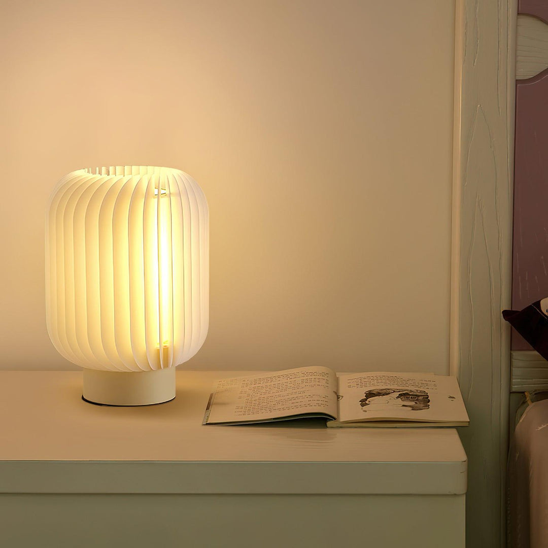 Pleated Table Lamp - Vakkerlight