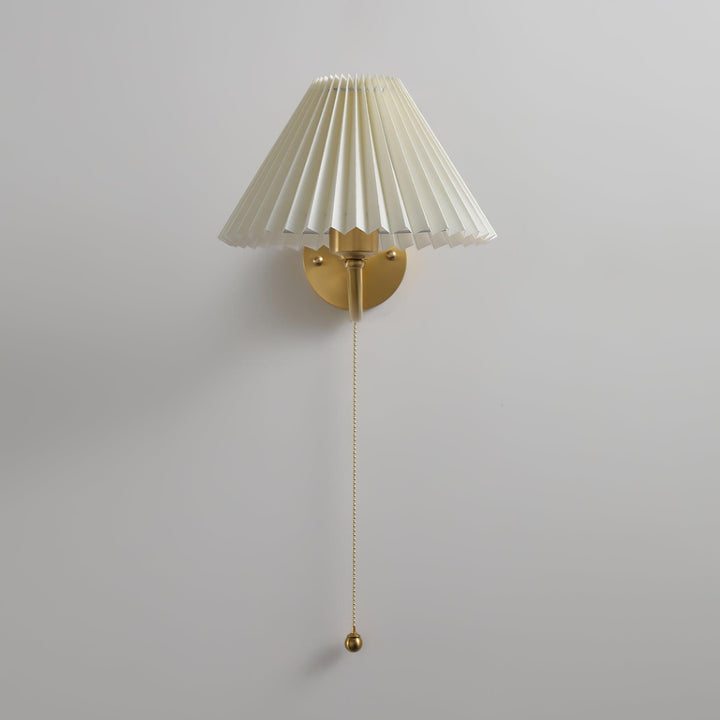 Pleated Wall Lamp - Vakkerlight