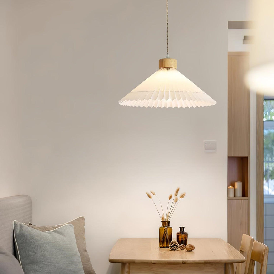 Pleated Wooden Pendant Light - Vakkerlight