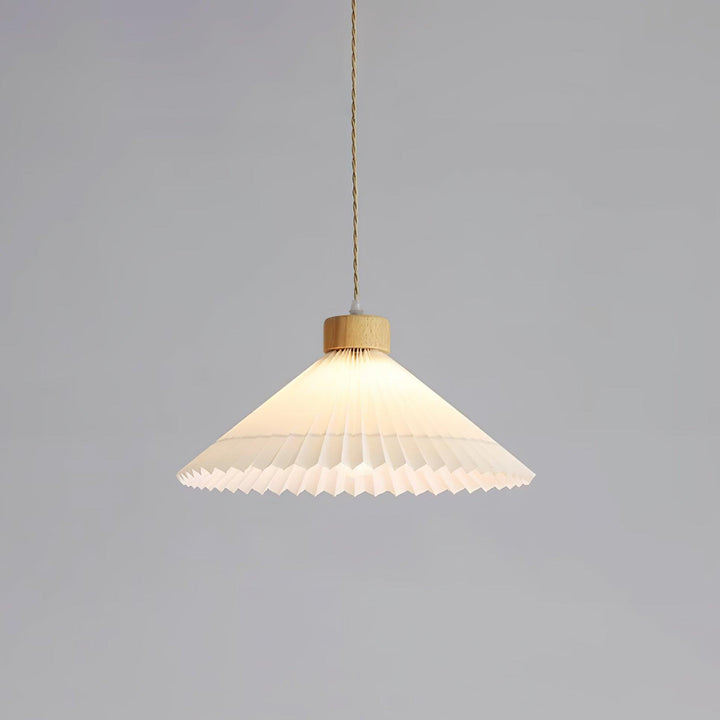 Pleated Wooden Pendant Light - Vakkerlight