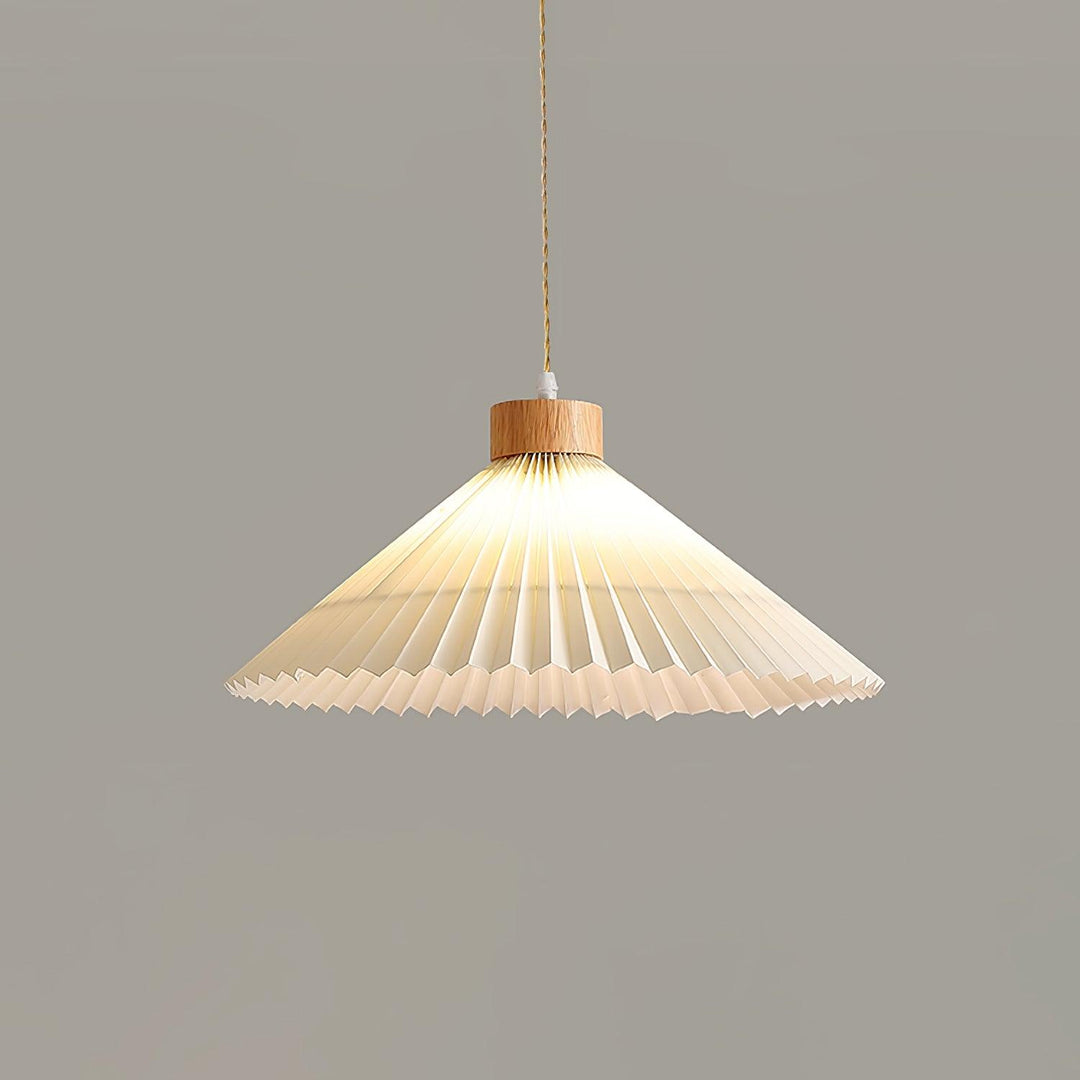 Pleated Wooden Pendant Light - Vakkerlight