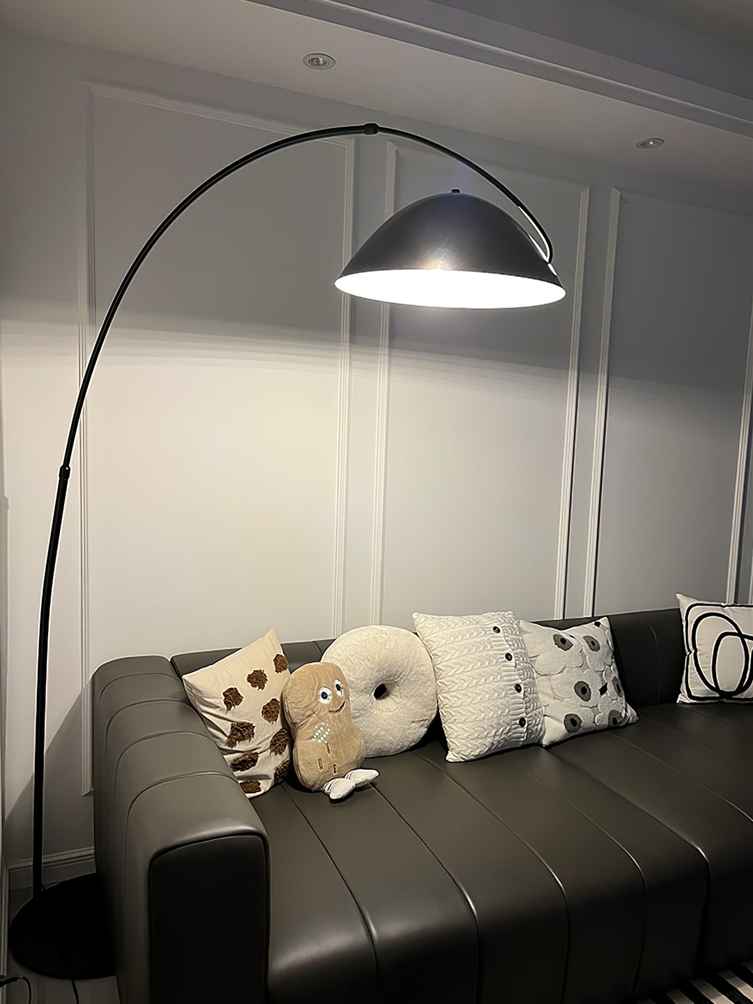 Verse Arc Floor Lamp