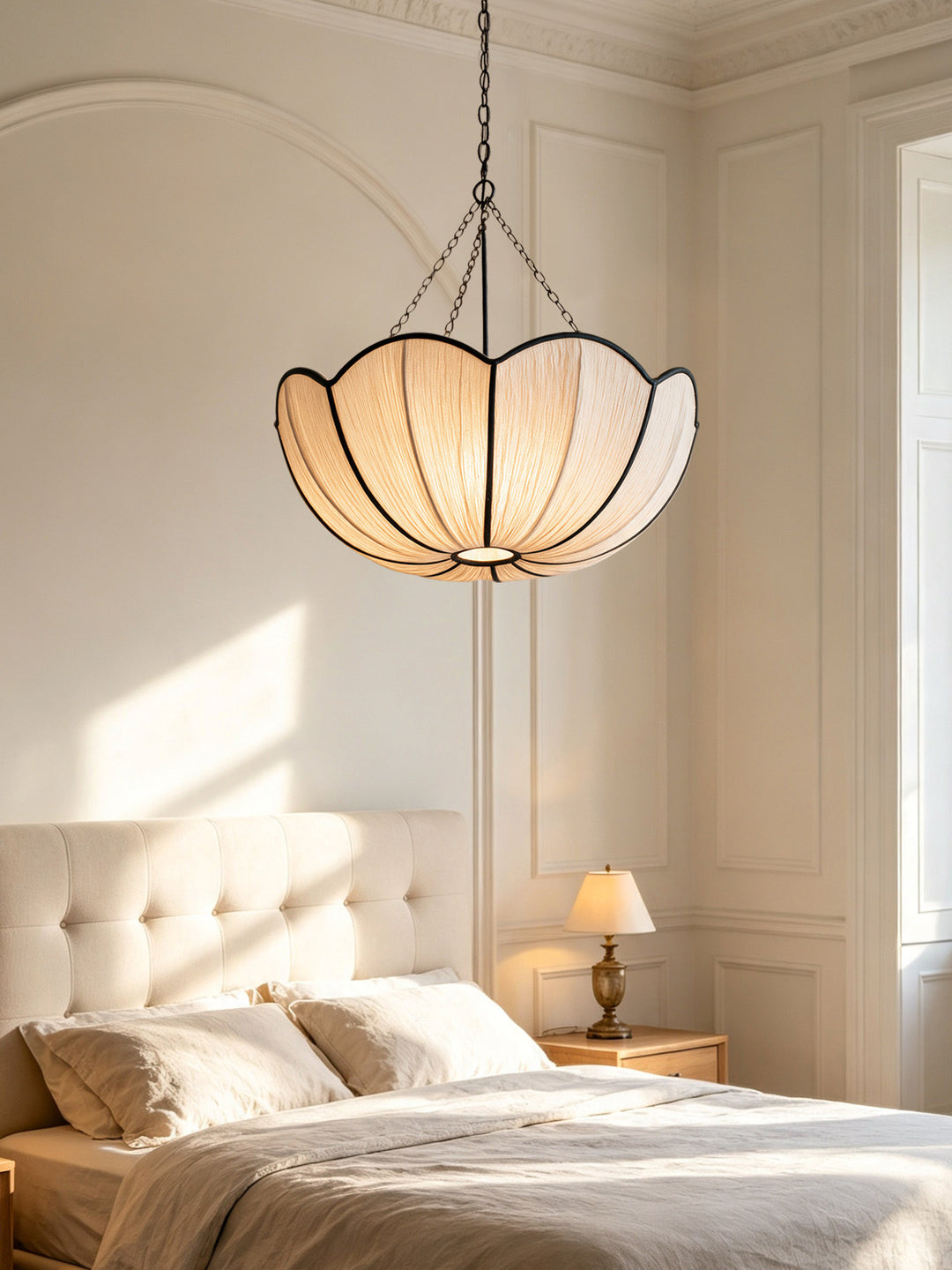 Poppy Scalloped Fabric Pendant Lamp - Vakkerlight