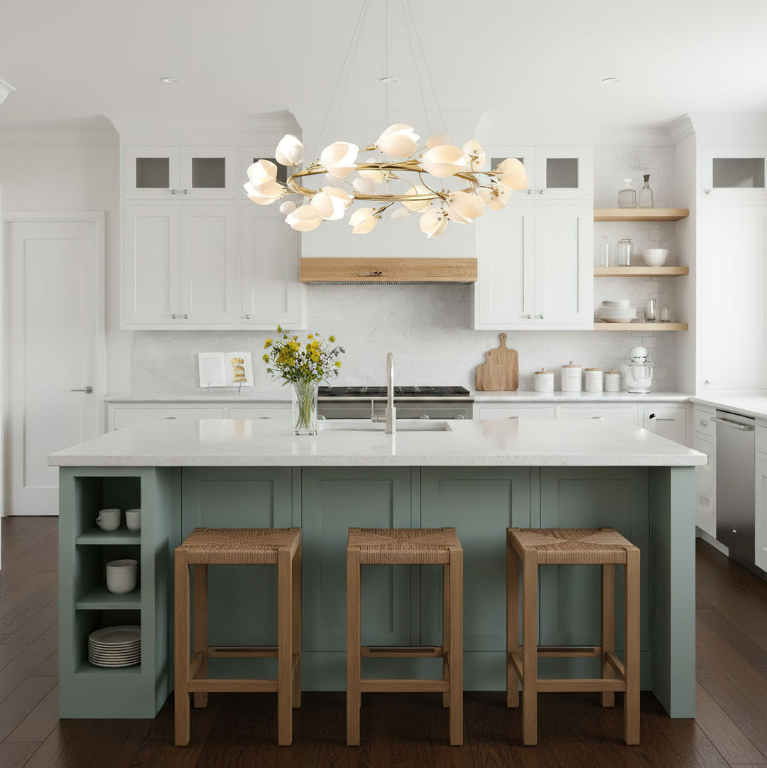 Porcelain Magnolia Chandelier - Vakkerlight