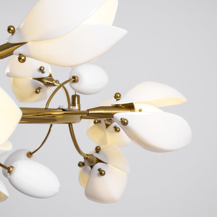 Porcelain Magnolia Chandelier - Vakkerlight