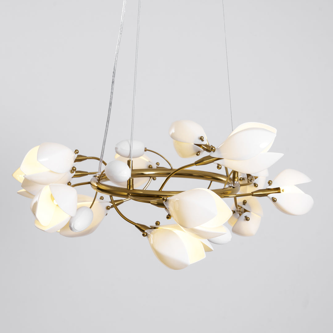 Porcelain Magnolia Chandelier - Vakkerlight