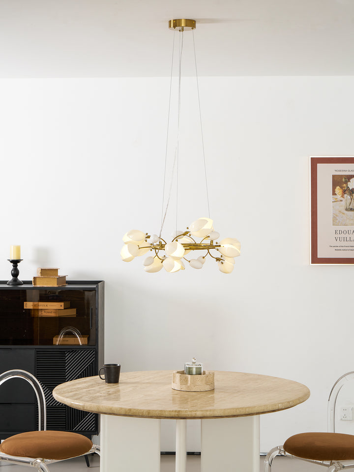 Porcelain Magnolia Chandelier - Vakkerlight