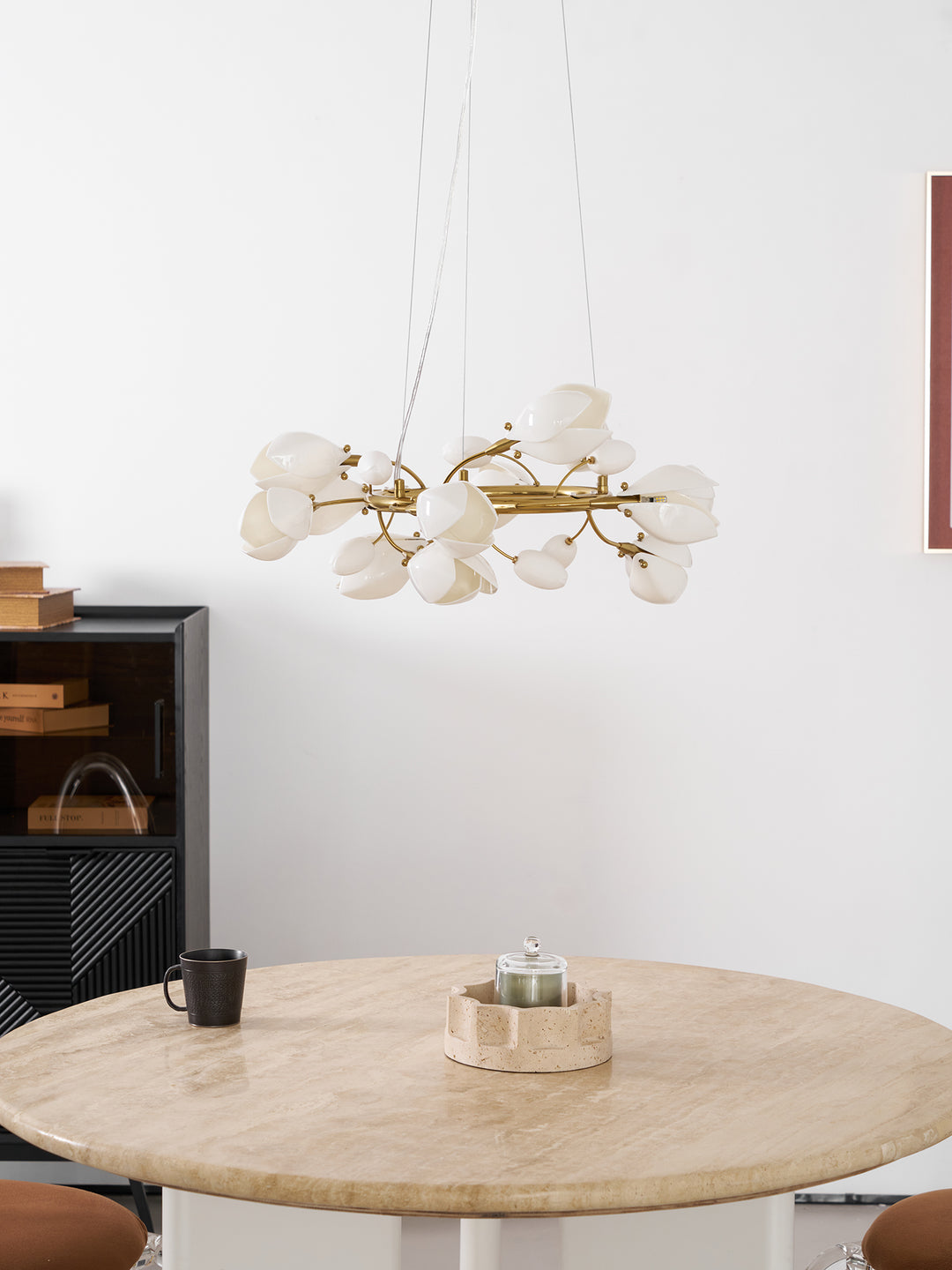 Porcelain Magnolia Chandelier - Vakkerlight