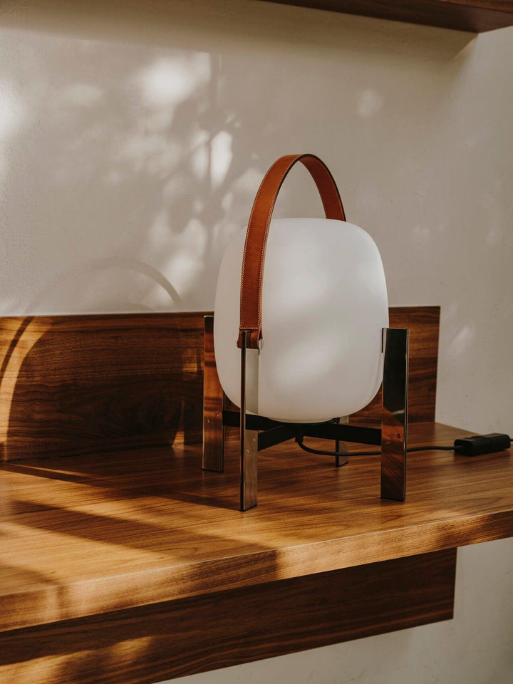 Portable Lantern Table Lamp - Vakkerlight