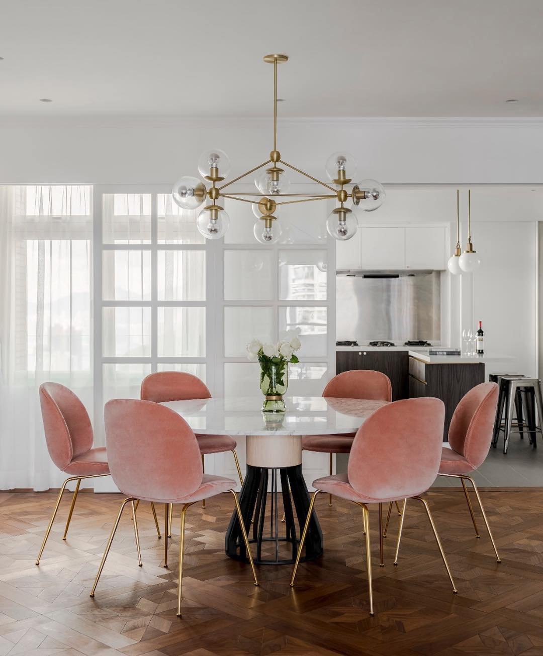 Possini Euro Gable Modo Chandelier - Vakkerlight