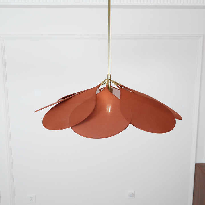 Precieuse Petals Pendant Lamp