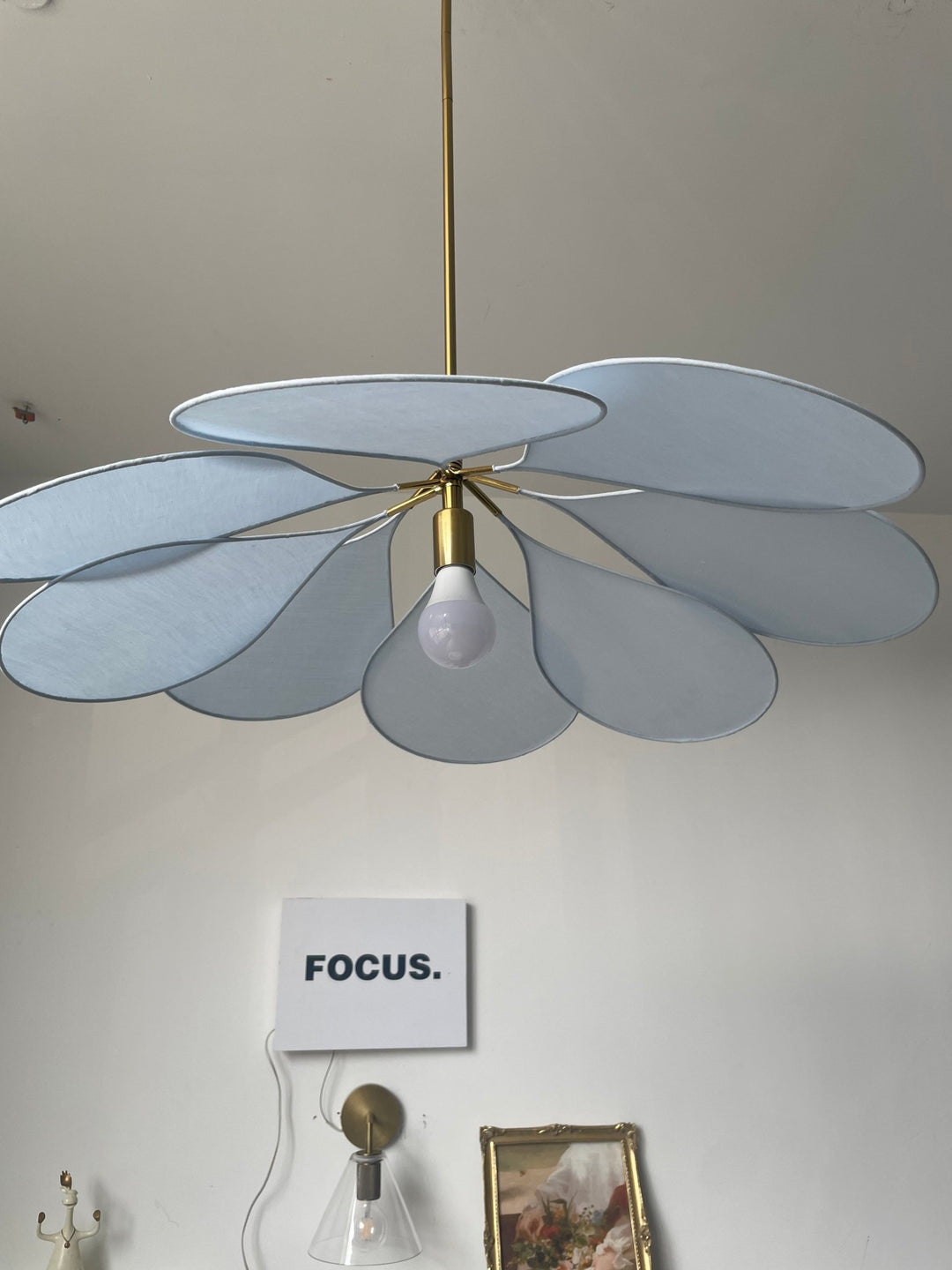 Precieuse Petals Pendant Lamp - Vakkerlight