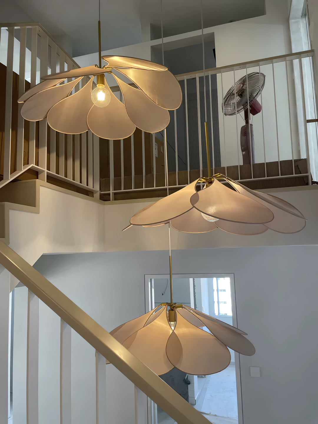 Precieuse Petals Pendant Lamp