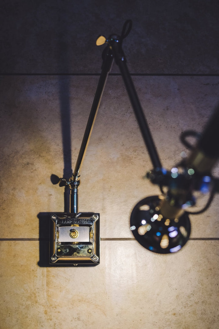 Precision Beam Wall Lamp - Vakkerlight