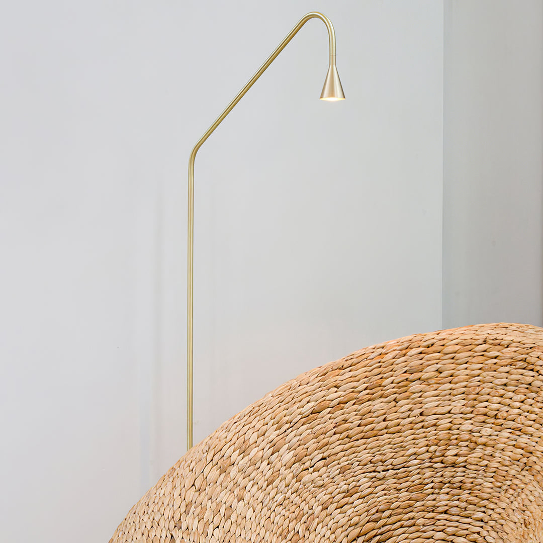 Pureform Floor Lamp - Vakkerlight