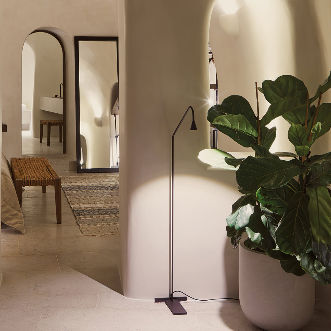 Pureform Floor Lamp - Vakkerlight