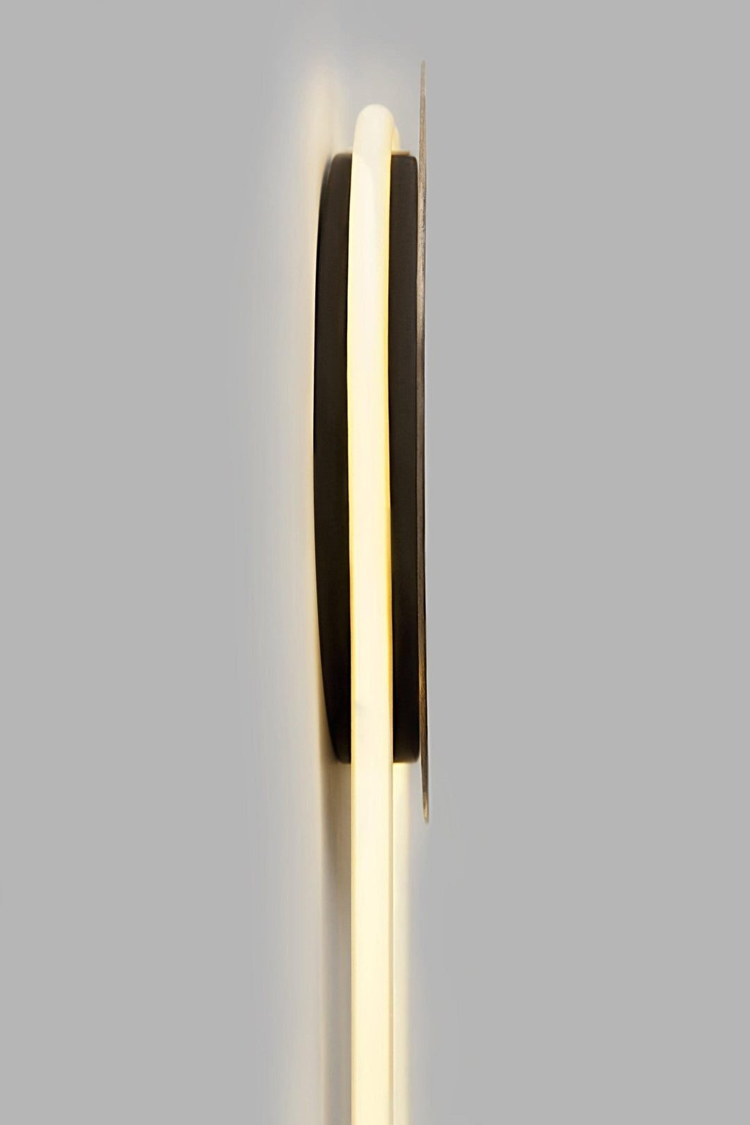 RA Wall Lamp - Vakkerlight