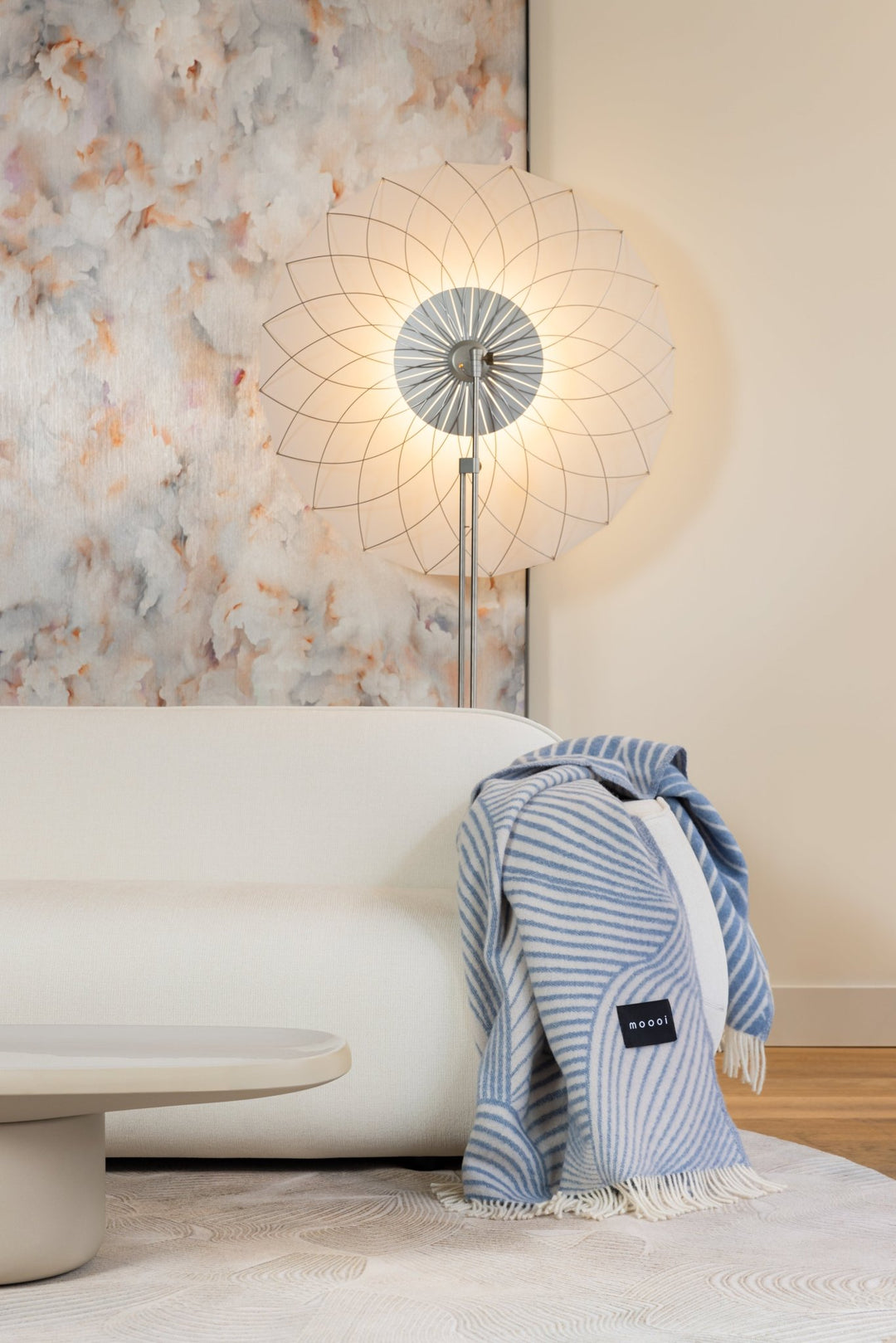 Radiant Floral Floor Lamp - Vakkerlight