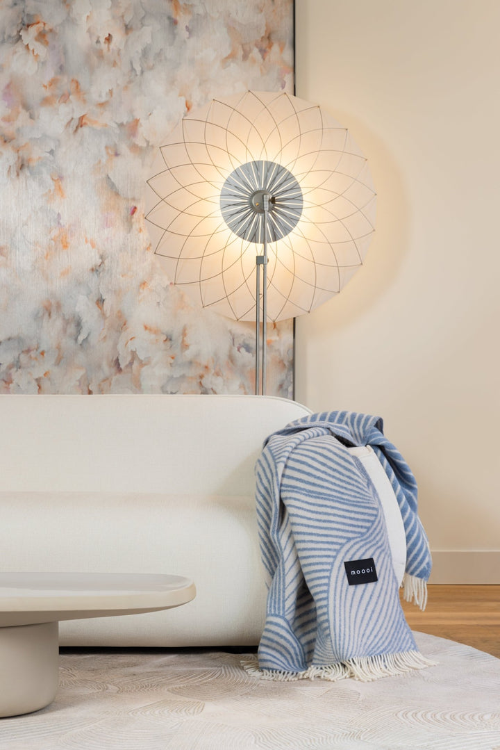 Radiant Floral Floor Lamp - Vakkerlight