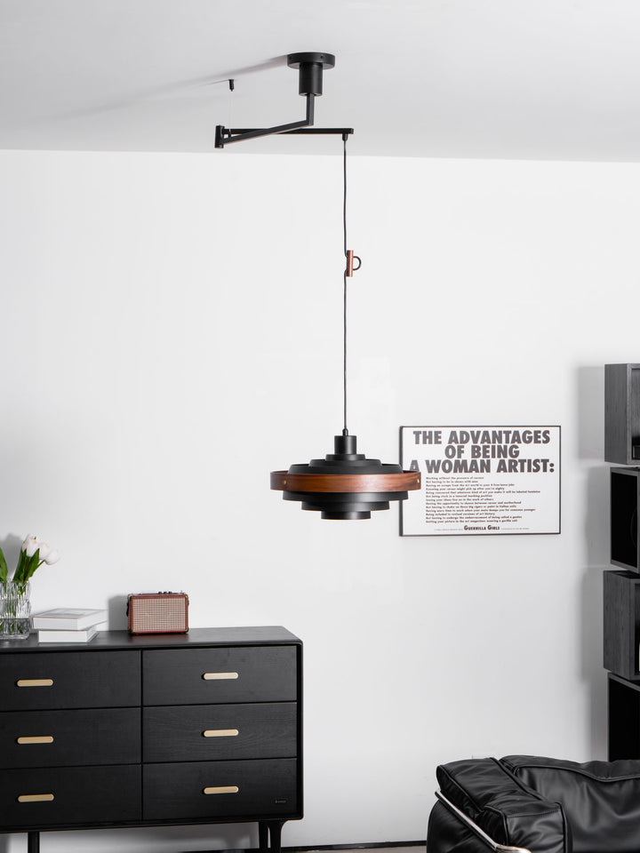 Elric Pendant Light