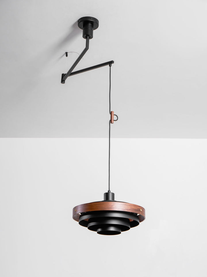 Elric Pendant Light