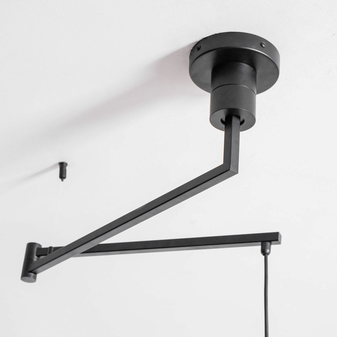 Elric Pendant Light