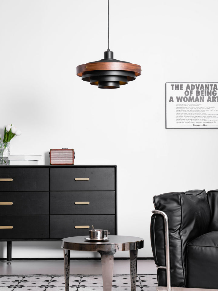 Elric Pendant Light