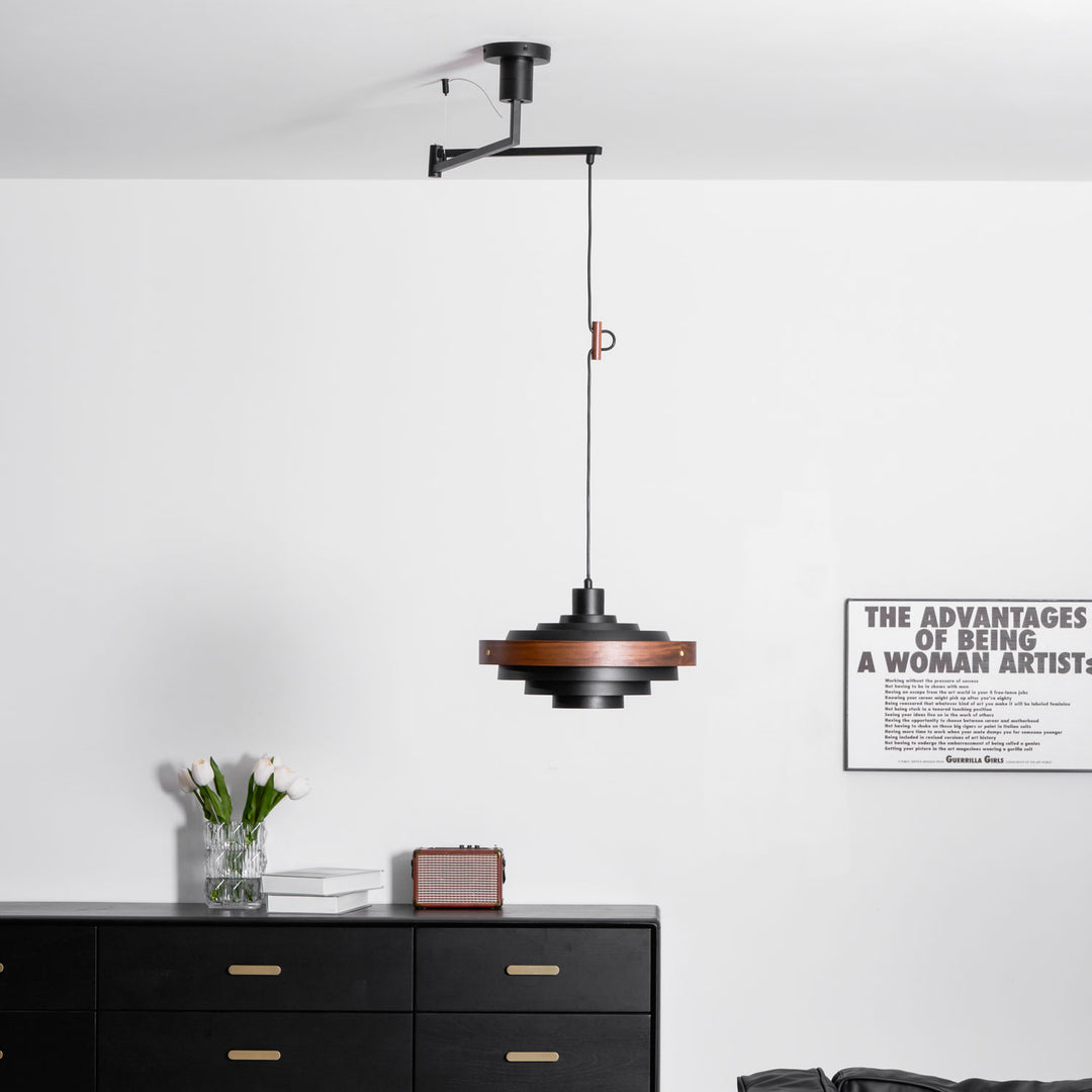 Elric Pendant Light