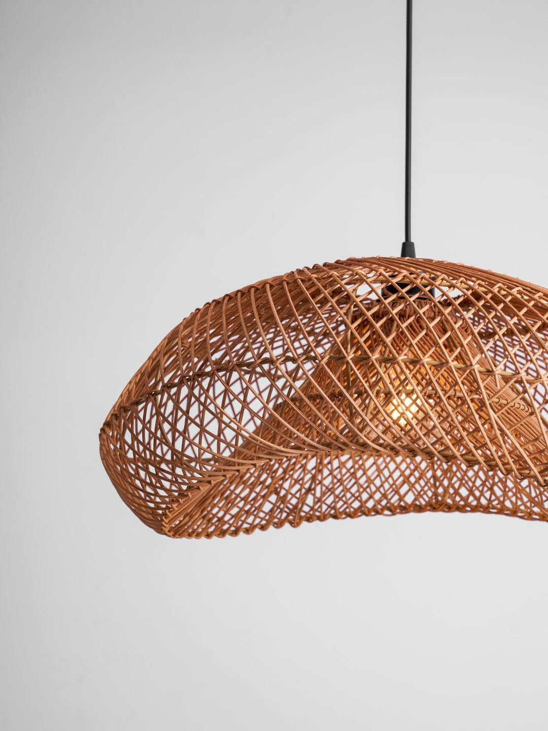 Rattan Wave Pendant Light - Vakkerlight